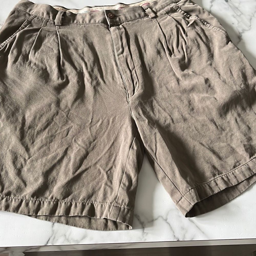 Joseph & Feiss 100% Silk Pleated Resort Wear Shorts Sz. 34/8